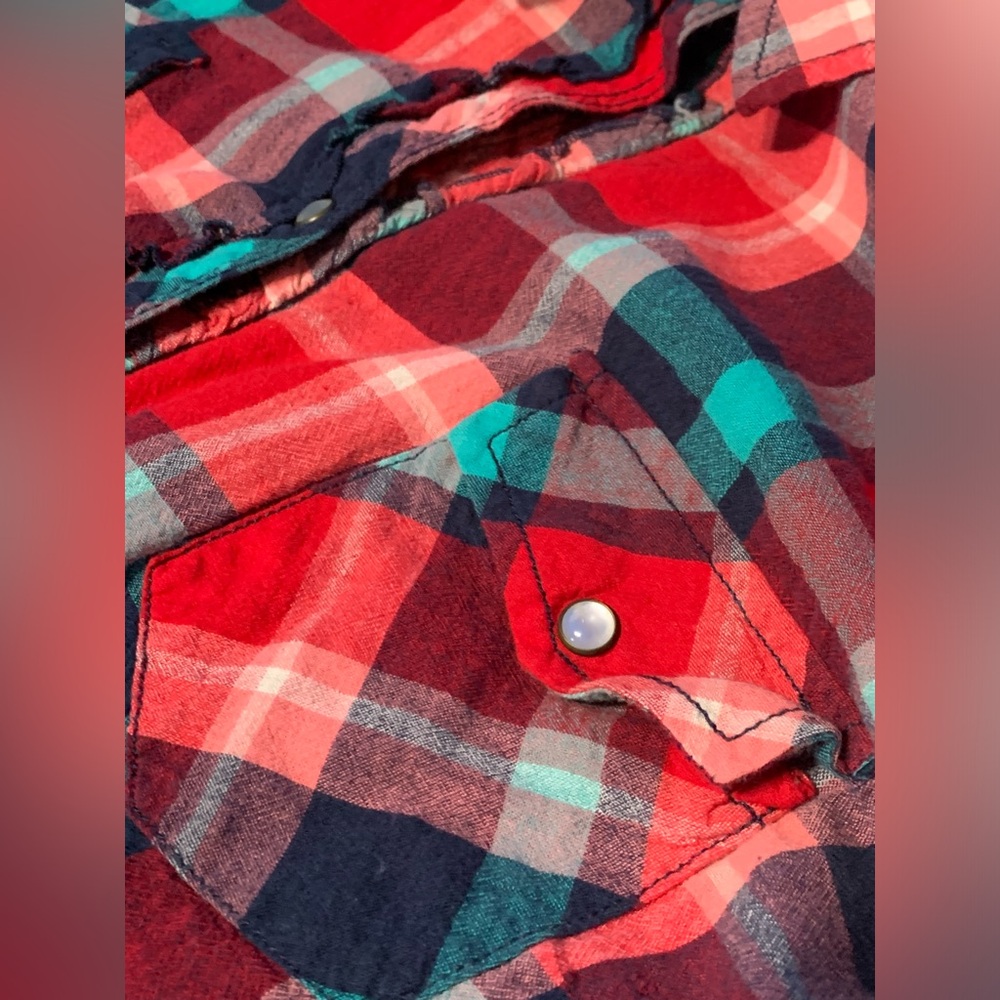 Button-Down Shirt - Picture 4 of 6